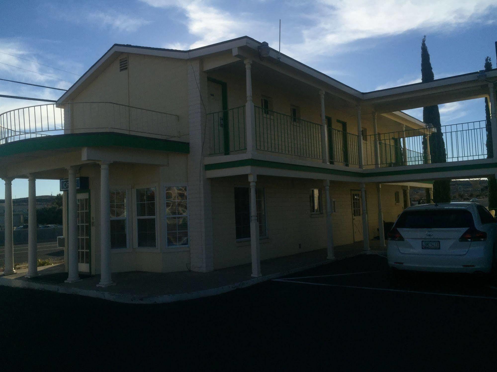 Arizona Inn Kingman Esterno foto